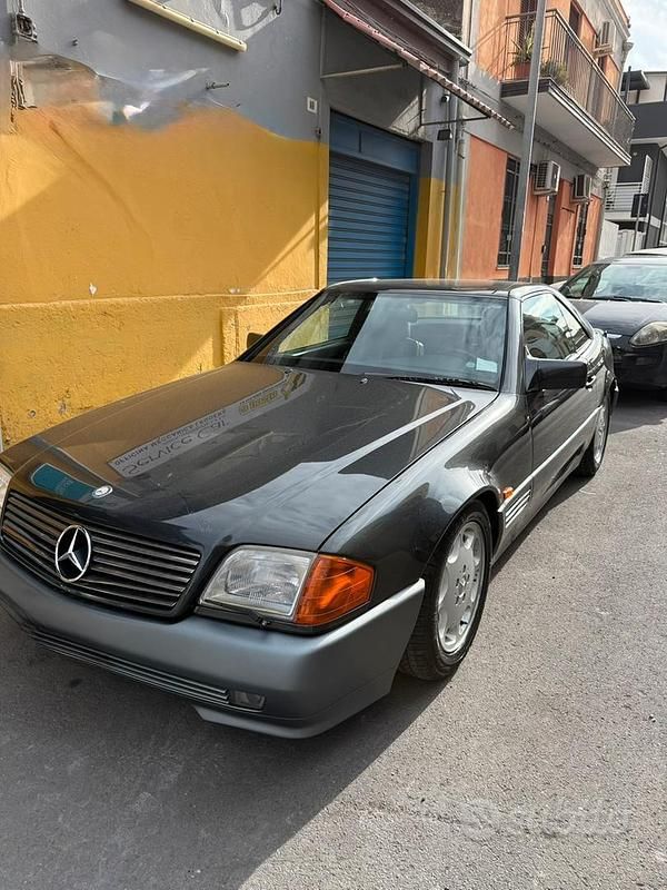 Nero Usata 1992 Mercedes SL500 Cabrio | 36.000 € - Immagine 1/4