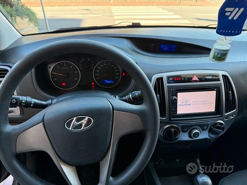Usata Hyundai i20 75 CV (55 kW) 2013 Utilitaria