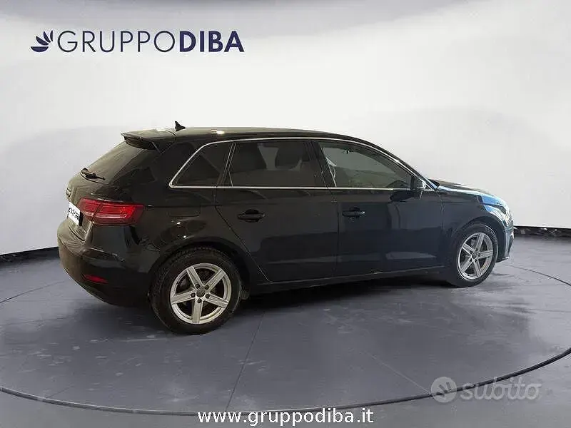 Usata Audi A3 Business 131 CV (96 kW) 2019 Nero Berlina