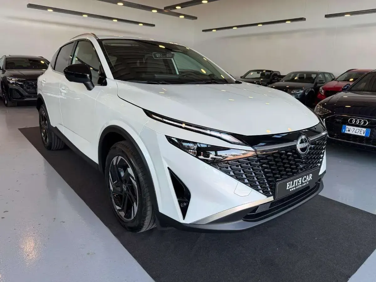 Nuova Nissan Qashqai N-Connecta 158 CV (116 kW) 2026 Bianco SUV
