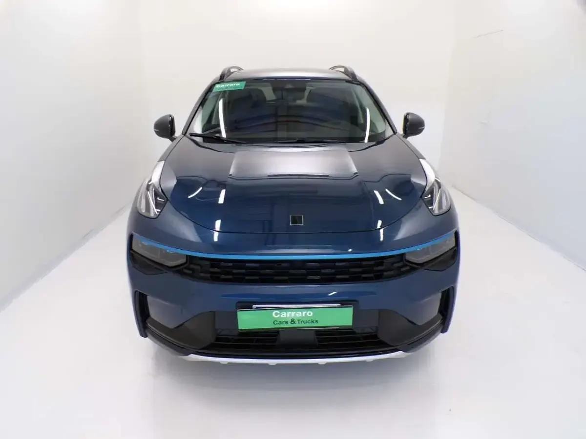 Usata Lynk & Co 01 179 CV (131 kW) 2021 Blu metallizzato SUV