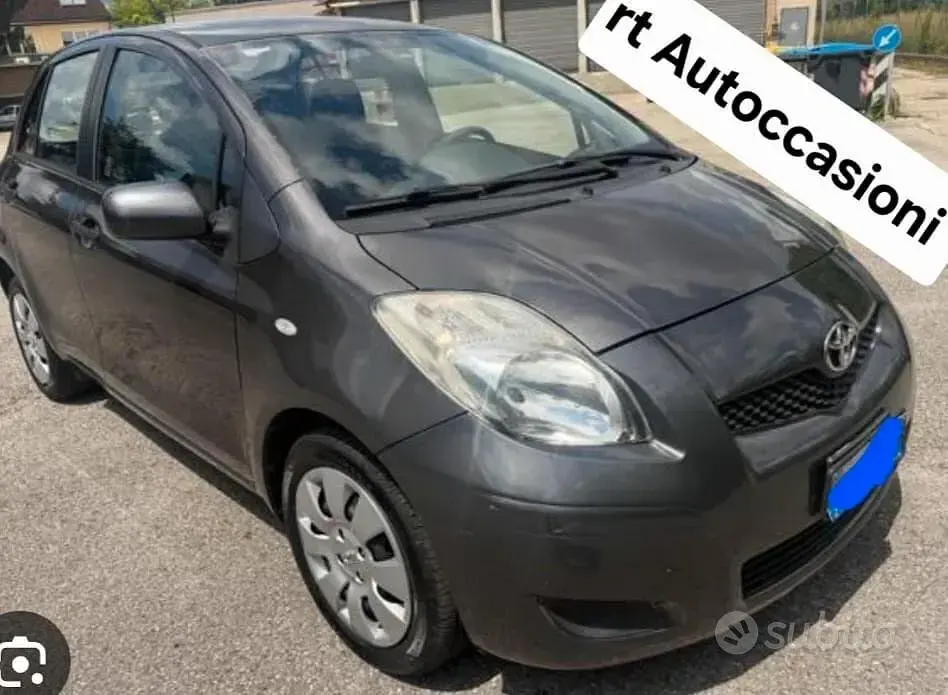 Usata Toyota Yaris 69 CV (50 kW) 2010 Utilitaria