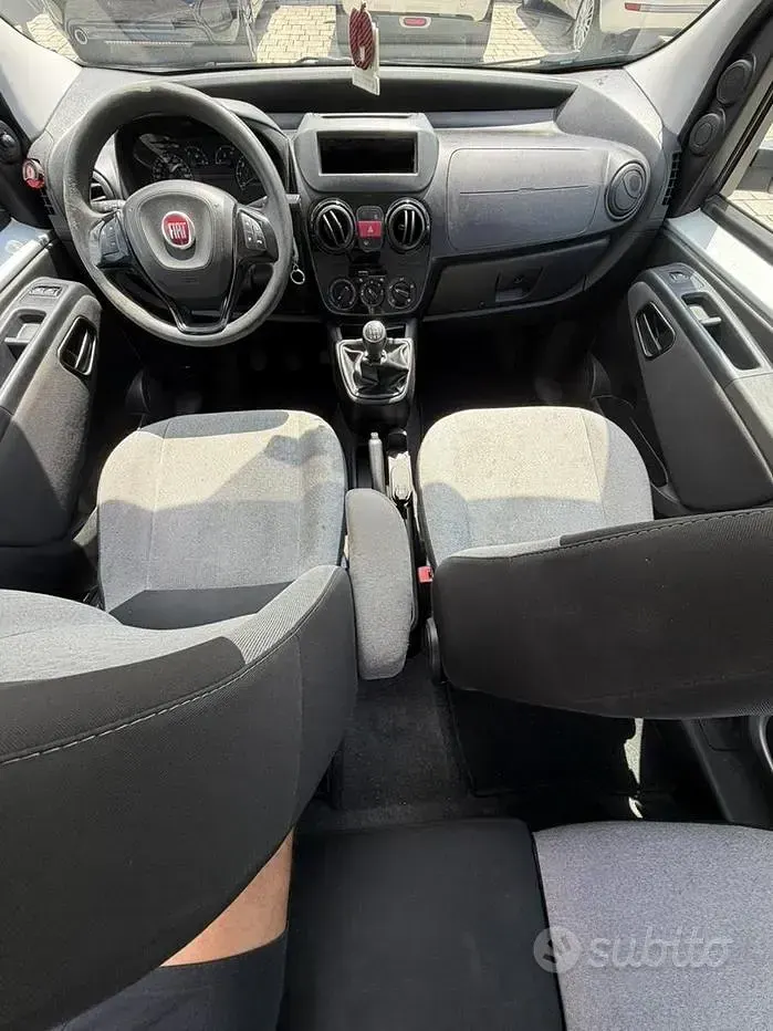 Usata Fiat Qubo Trekking 80 CV (58 kW) 2019 Grigio Monovolume