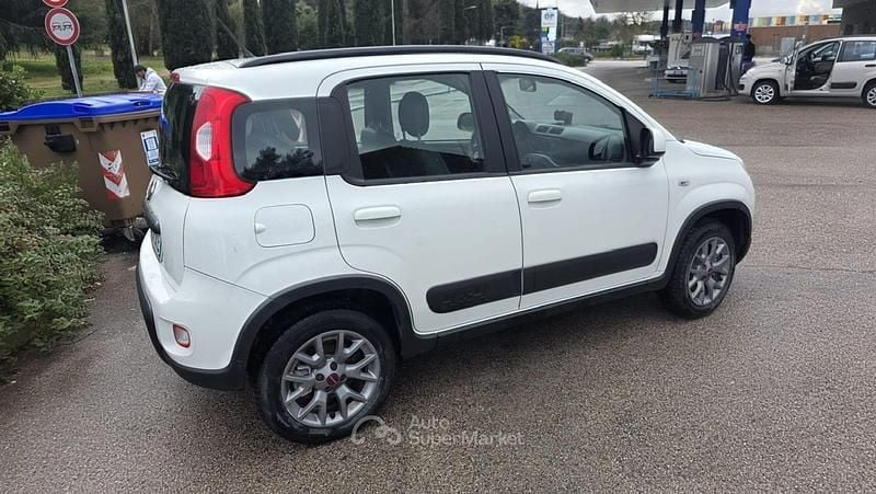 Usata Fiat Panda 4x4 95 CV (69 kW) 2017 Bianco Utilitaria