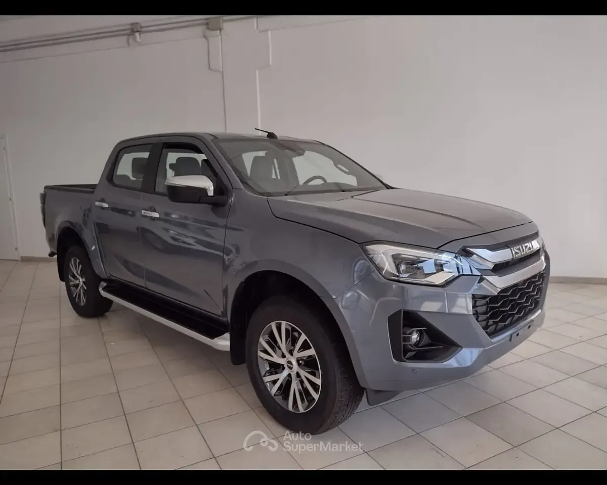 Nuova Isuzu D-Max 163 CV (119 kW) 2025 Gray Pick-up