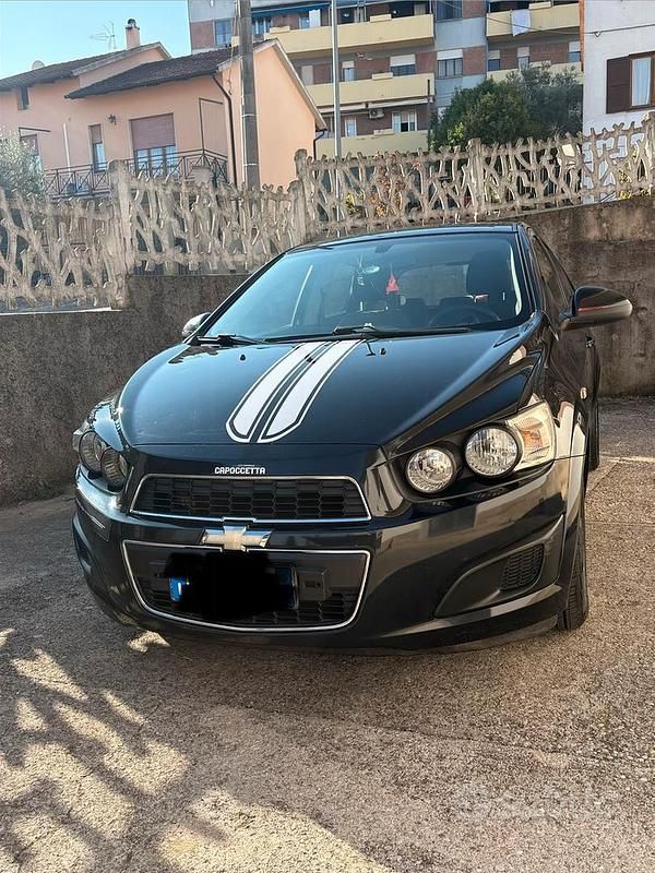Nero Usata 2012 Chevrolet Aveo Tre volumi | 4000 € - Immagine 1/1
