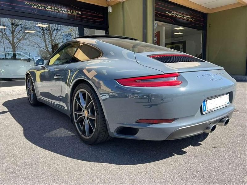 Usata Porsche 911 Carrera 370 CV (272 kW) 2016 Grigio Coupé