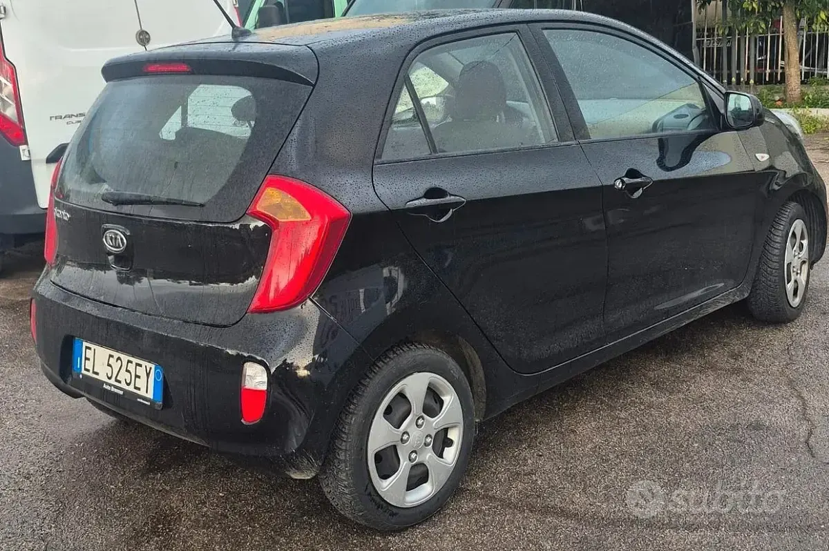 Usata Kia Picanto Style 85 CV (62 kW) 2012 Nero Utilitaria