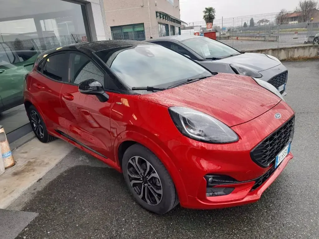 Usata Ford Puma ST-Line 125 CV (91 kW) 2022 Lucid red SUV