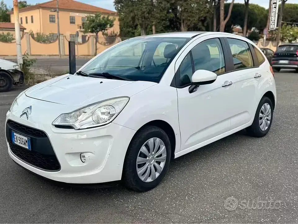 Usata Citroën C3 Exclusive 60 CV (44 kW) 2013 Bianco Berlina