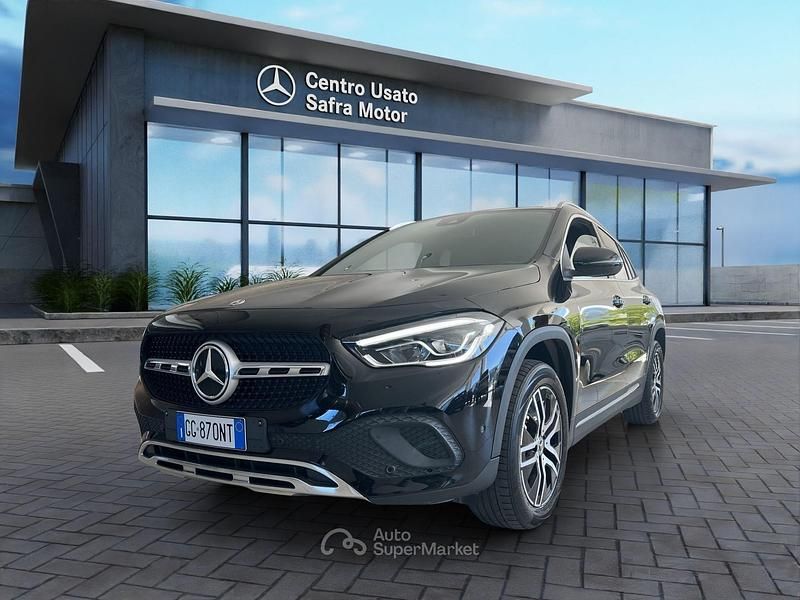 Nero Usata 2022 Mercedes GLA200 SUV | 36.500 € (Buon prezzo) - Immagine 1/4