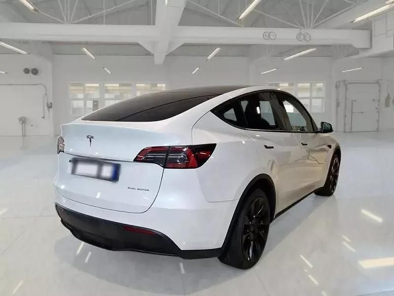 Usata Tesla Model Y 378 kW (514 CV) 2023 Bianco SUV