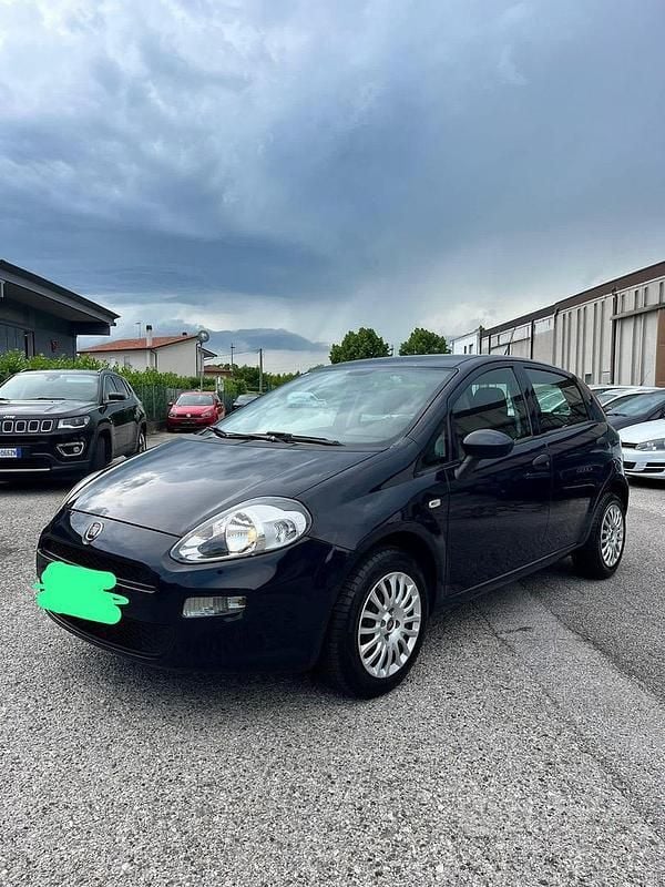 Usata Fiat Punto Evo 65 CV (47 kW) 2011 Nero Utilitaria