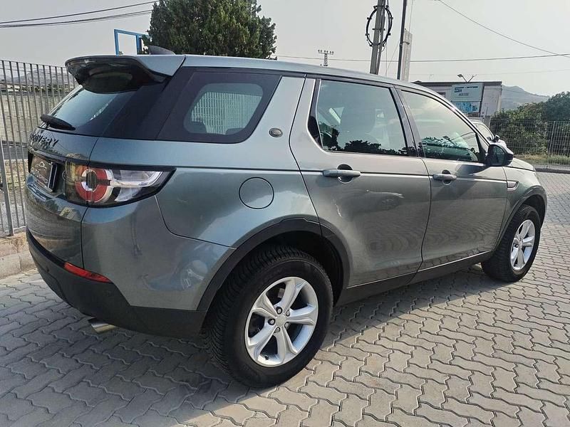 Usata Land Rover Discovery Sport 150 CV (110 kW) 2018 Pangea green SUV