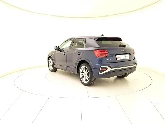 Usata Audi Q2 S-Line 150 CV (110 kW) 2025 Blu navarra metallizzato SUV