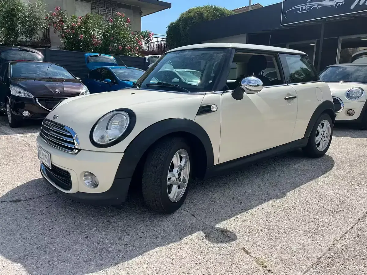 Usata Mini Cooper 75 CV (55 kW) 2012 Utilitaria