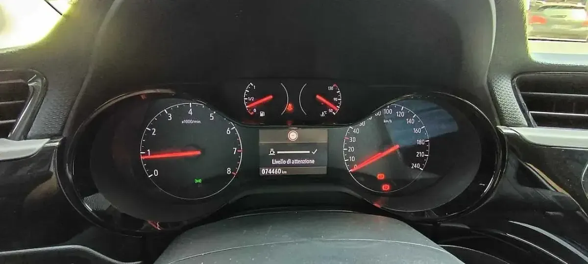 Usata Opel Corsa Edition 100 CV (73 kW) 2020 Bianco Utilitaria