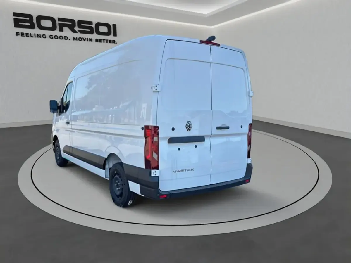 Nuova Renault Master 2026 Bianco minerale  tinta opaca Monovolume
