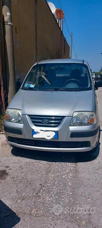 Grigio Usata 2005 Hyundai Atos Due volumi | 900 € (Ottimo prezzo) - Immagine 1/4