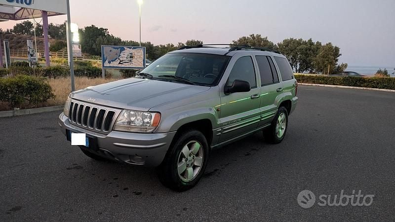 Usata Jeep Grand Cherokee Limited 140 CV (102 kW) 2001 Argento SUV