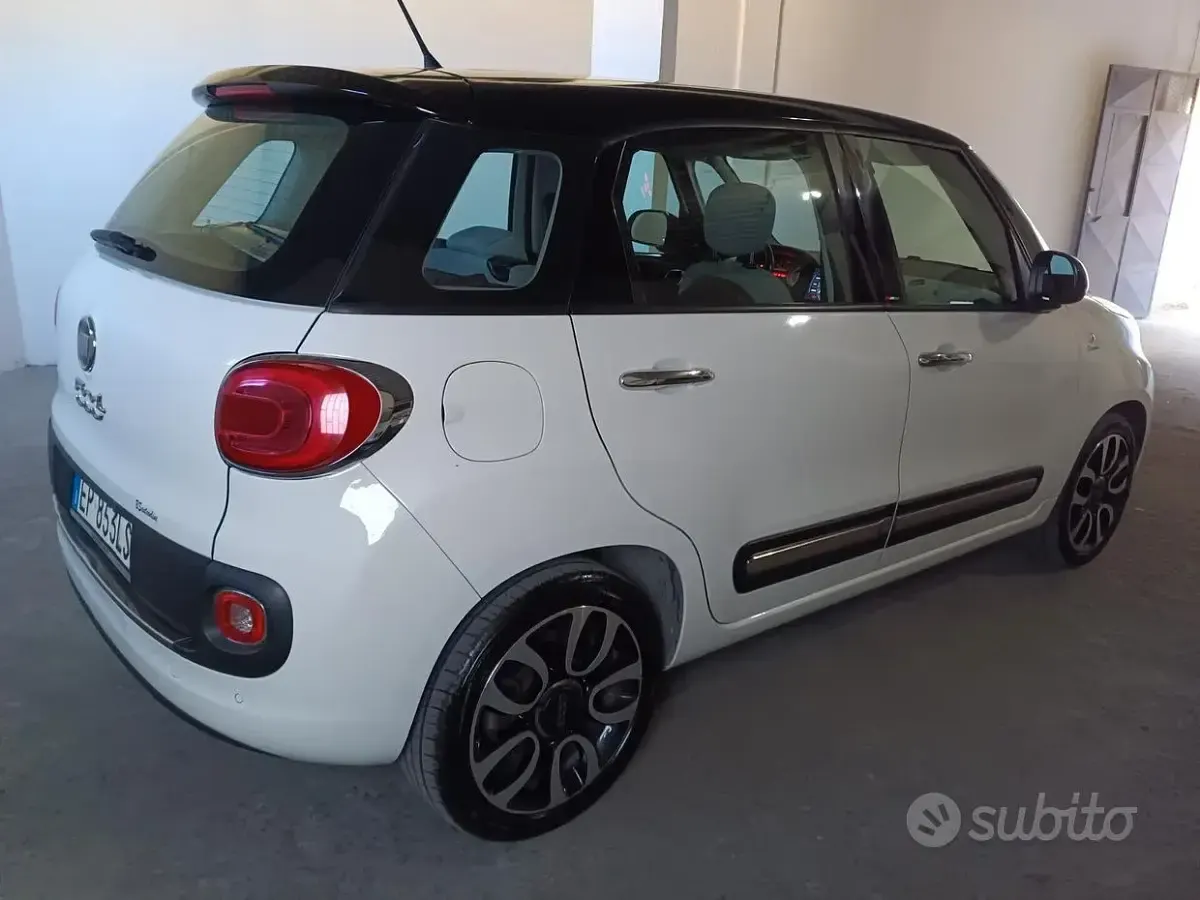Usata Fiat 500L Pop Star 85 CV (62 kW) 2013 Bianco Monovolume