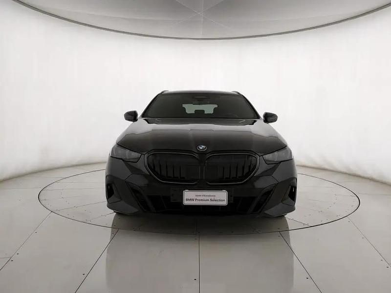 Usata BMW 520 M Sport 197 CV (144 kW) 2024 Nero Station wagon
