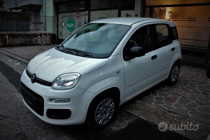 Usata Fiat Panda Easy 69 CV (50 kW) 2019 Bianco Berlina
