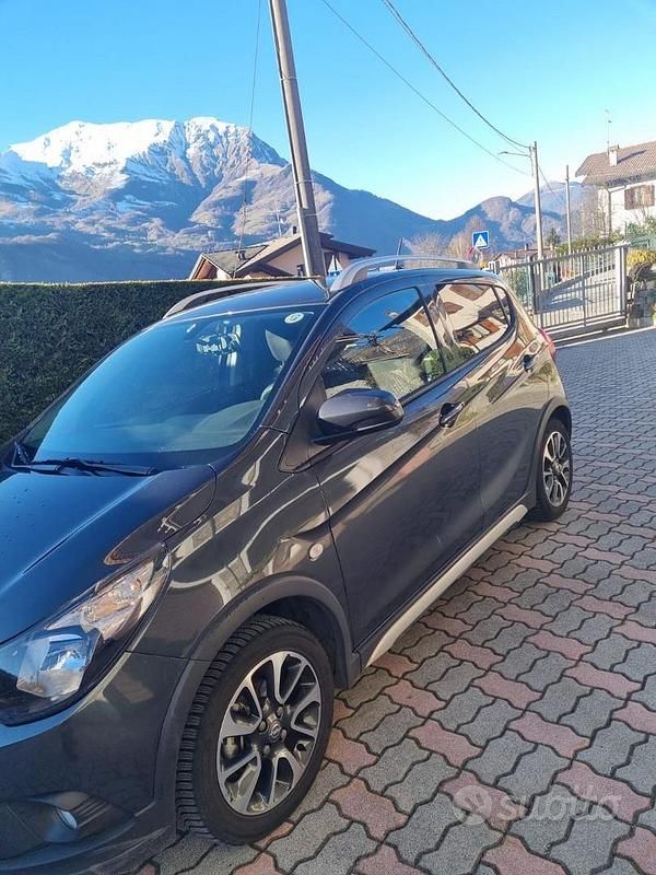 Usata Opel Karl Rocks 73 CV (53 kW) 2018 Grigio Utilitaria