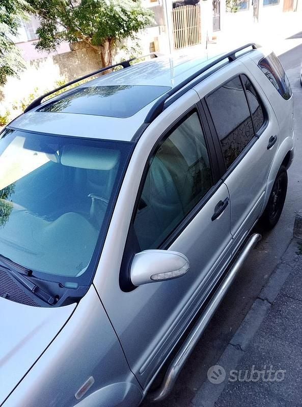 Usata Mercedes ML230 150 CV (110 kW) 1998 Grigio SUV