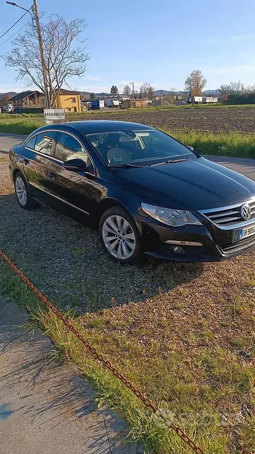 Usata VW Passat 140 CV (102 kW) 2011 Nero Berlina