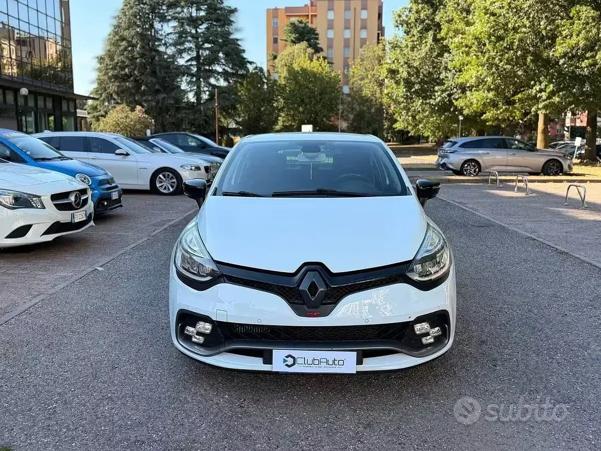 Usata Renault Clio IV R.S. 200 CV (147 kW) 2017 Bianco Berlina