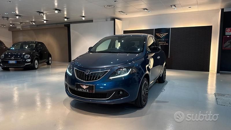 Blu Usata 2023 Lancia Ypsilon Gold Due volumi | 14.000 € (Molto cara) - Immagine 1/4