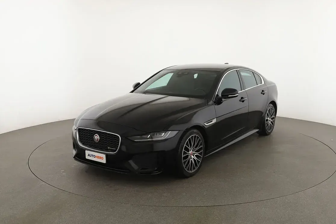 Occasion Jaguar XE R-Dynamic 179 ch (131 kW) 2020 Berline