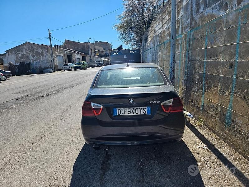 Usata BMW 320 177 CV (130 kW) 2007 Berlina