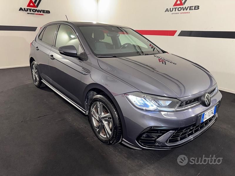 Usata VW Polo R-line 95 CV (69 kW) 2022 Grigio Berlina