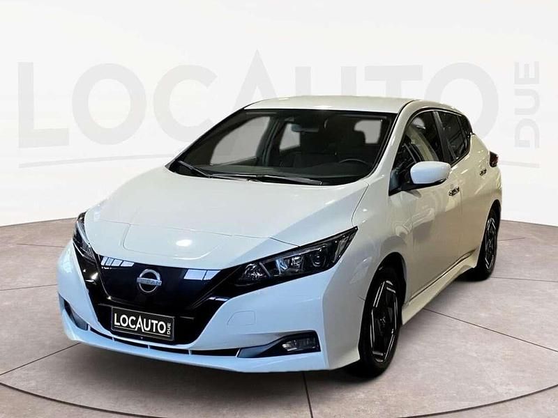 Usata Nissan Leaf N-Connecta 110 kW (150 CV) 2024 Bianco Utilitaria