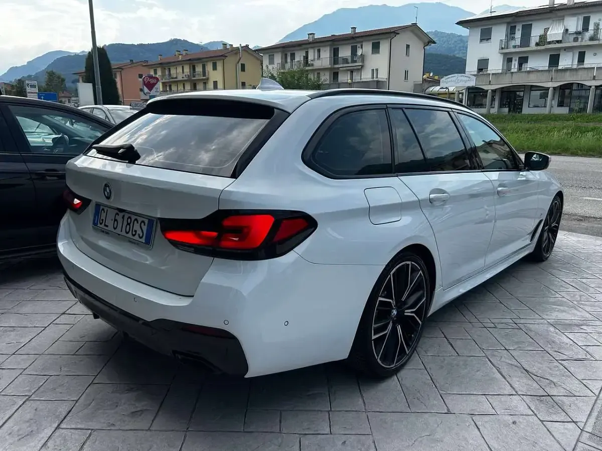 Usata BMW 518 M Sport 150 CV (110 kW) 2022 Bianco Station wagon