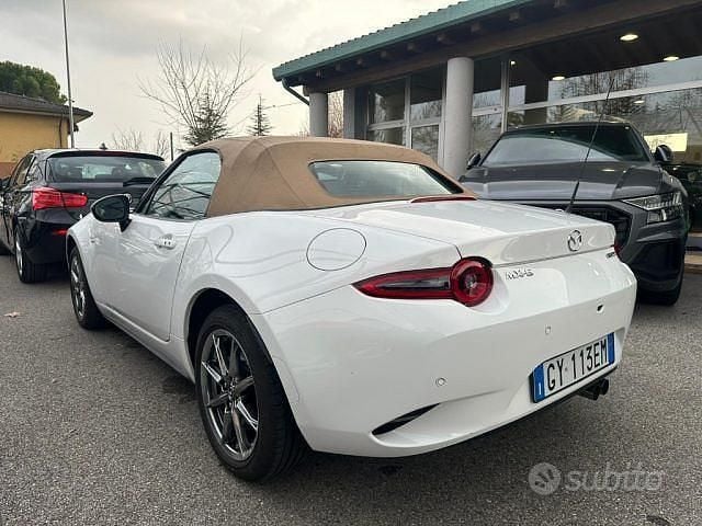 Usata Mazda MX5 Homura-Line 131 CV (96 kW) 2025 Bianco Cabrio