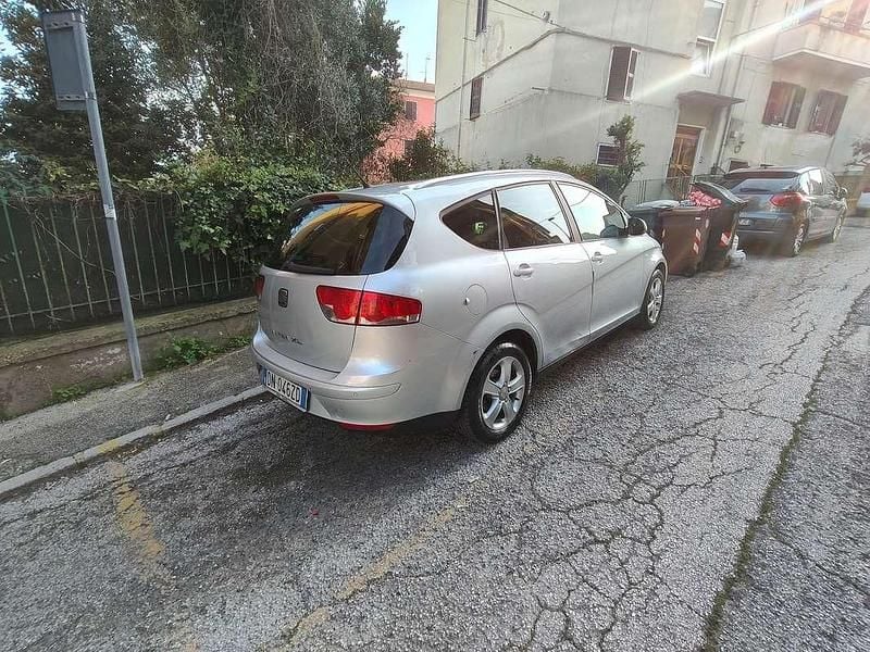 Usata Seat Altea XL Reference 105 CV (77 kW) 2008 Argento Monovolume