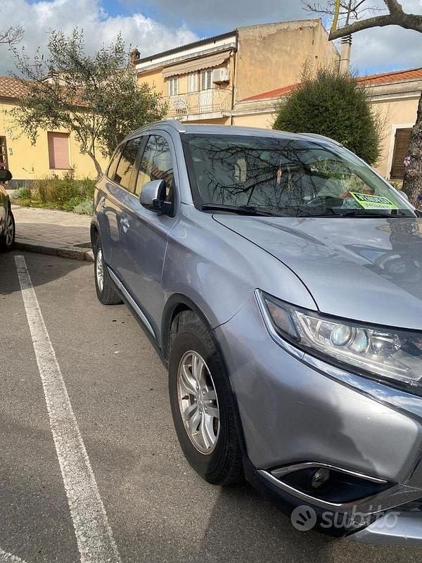 Usata Mitsubishi Outlander 150 CV (110 kW) 2016 SUV