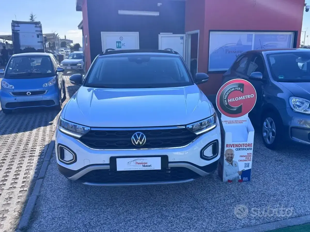 Usata VW T-Roc Style 150 CV (110 kW) 2023 Bianco SUV