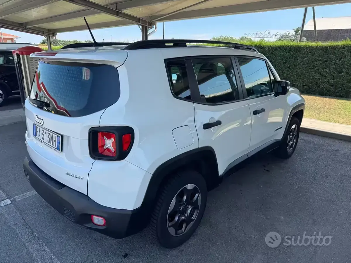 Usata Jeep Renegade 120 CV (88 kW) 2015 Bianco SUV