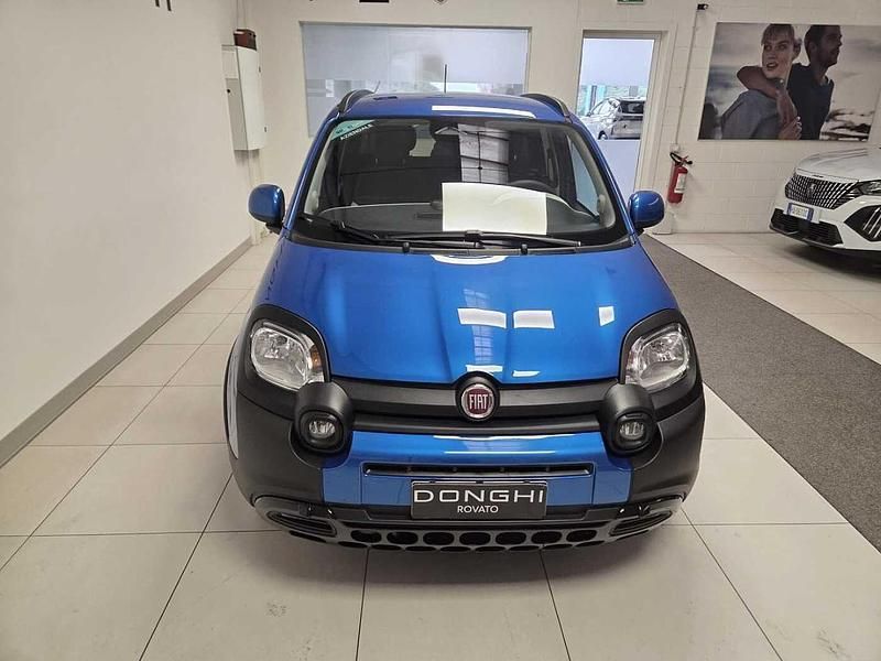 Usata Fiat Panda Cross Cross 70 CV (51 kW) 2025 Blu Utilitaria