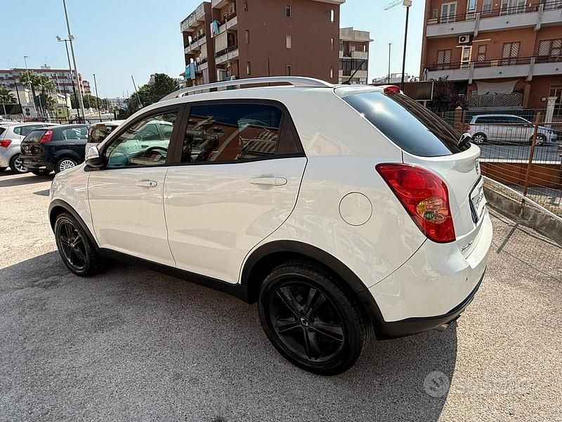 Usata SsangYong Korando 175 CV (128 kW) 2011 Bianco Station wagon