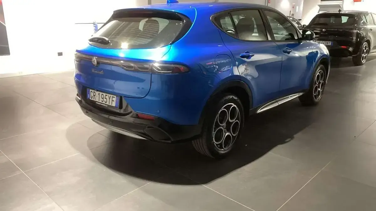 Usata Alfa Romeo Tonale Ti 160 CV (117 kW) 2024 Blu/azzurro SUV