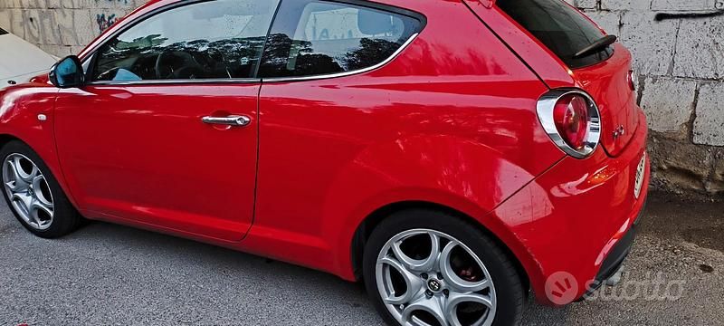 Usata 2008 Alfa Romeo MiTo Due volumi | 2500 € (Super prezzo) - Immagine 1/4