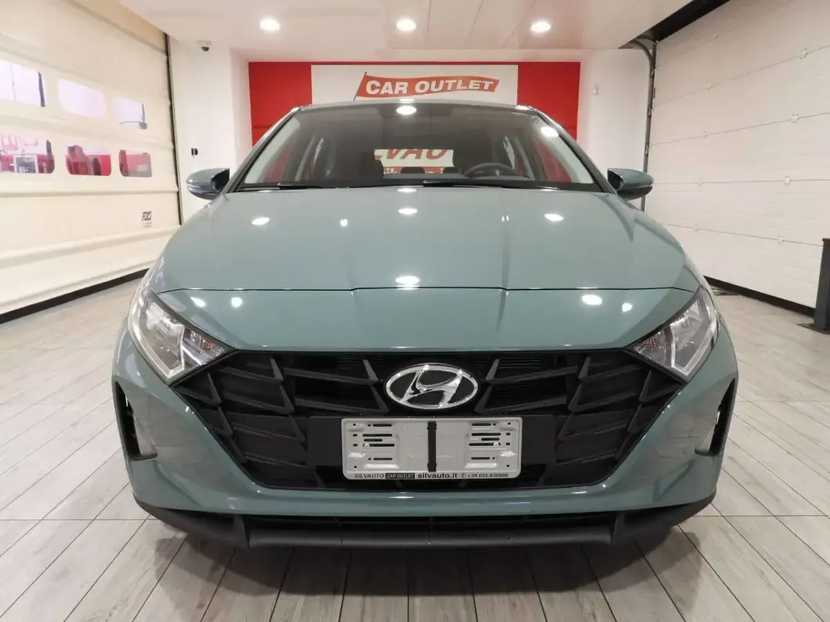 Nuova Hyundai i20 84 CV (61 kW) 2026 Mangroove green Utilitaria