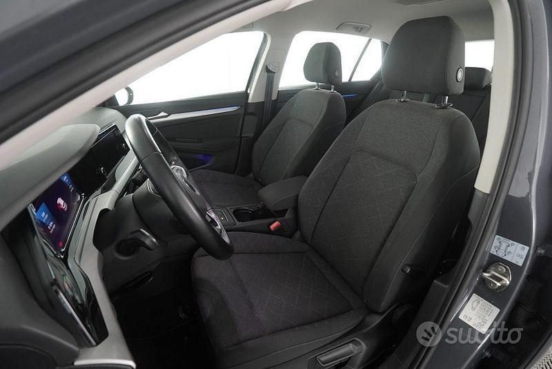Usata VW Golf VII Life 2021 Grigio Utilitaria