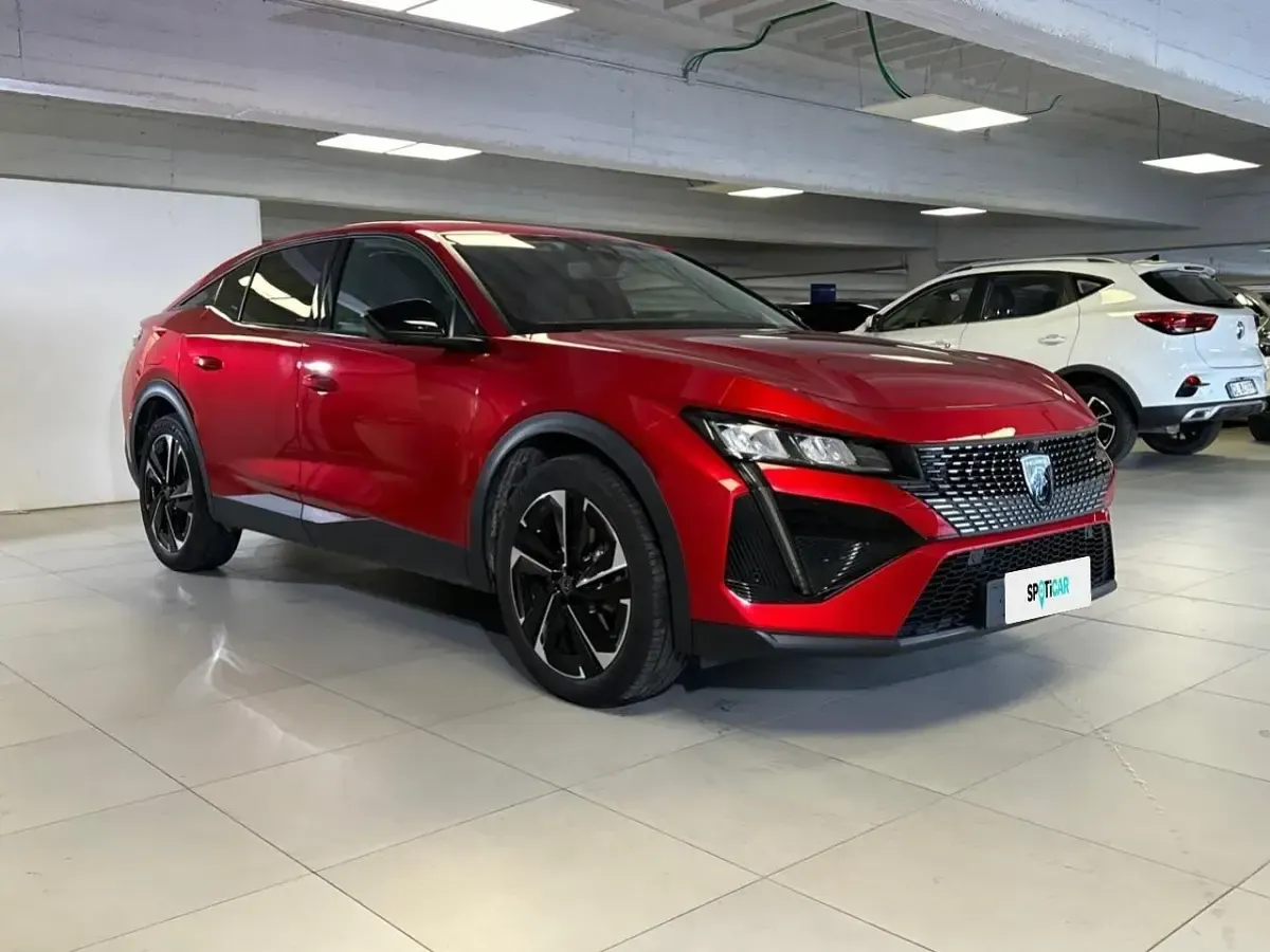 Usata Peugeot 408 Allure 131 CV (96 kW) 2023 Rosso SUV