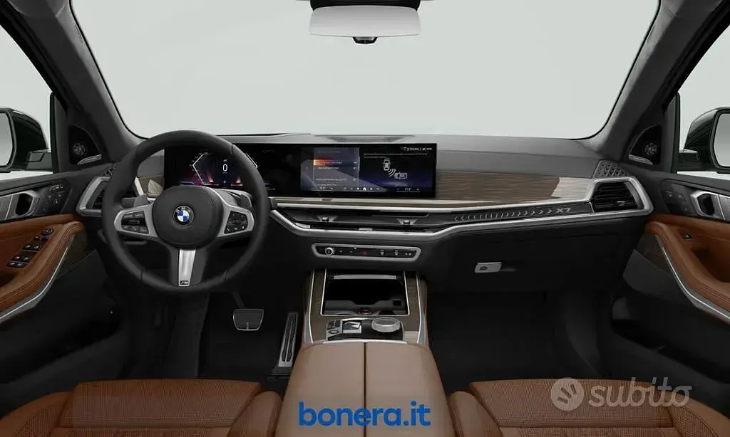 Nuova BMW X7 M Sport 381 CV (280 kW) 2026 Frozen pure grey metallizzato SUV